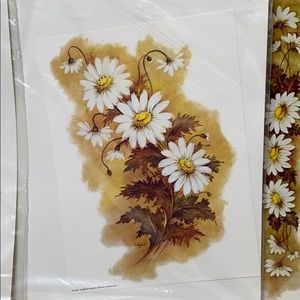 VTG Daisy Prints